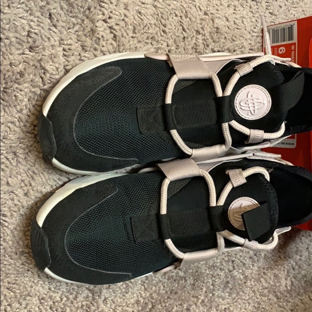 Nike air hurarache city low